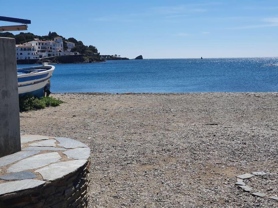 Piso Nuevo, Pk Pequeno Y A 5 Min De La Playa Caminando Apartment Кадакес Екстериор снимка